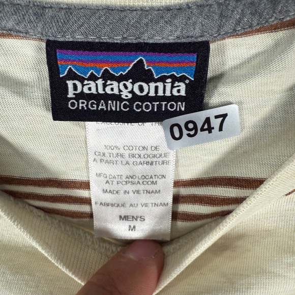 Patagonia Organic Cotton Striped T Shirt Men's Size Medium Cream Brown Casual - Picture 2 of 5